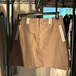 Izod skort size 6